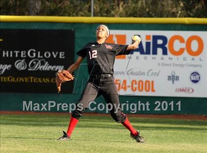 Thumbnail 1 in Vista Ridge vs. New Braunfels (Westlake Tournament) photogallery.
