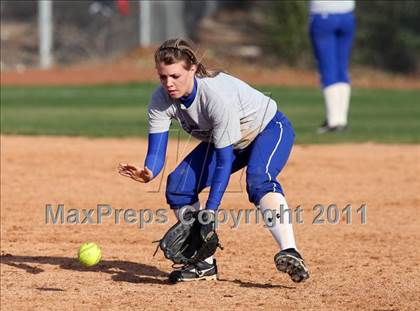 Thumbnail 1 in Vista Ridge vs. New Braunfels (Westlake Tournament) photogallery.