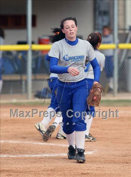 Thumbnail 3 in Vista Ridge vs. New Braunfels (Westlake Tournament) photogallery.