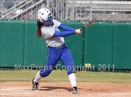 Thumbnail 1 in Vista Ridge vs. New Braunfels (Westlake Tournament) photogallery.