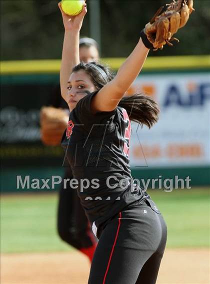 Thumbnail 2 in Vista Ridge vs. New Braunfels (Westlake Tournament) photogallery.