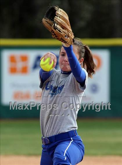 Thumbnail 3 in Vista Ridge vs. New Braunfels (Westlake Tournament) photogallery.