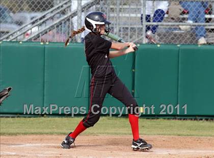 Thumbnail 1 in Vista Ridge vs. New Braunfels (Westlake Tournament) photogallery.