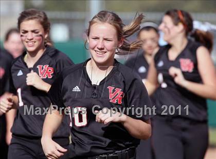 Thumbnail 3 in Vista Ridge vs. New Braunfels (Westlake Tournament) photogallery.