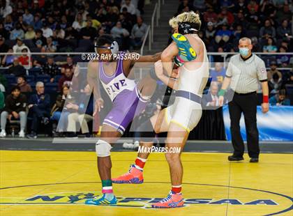 Thumbnail 3 in 2022 NYSPHSAA Wrestling Championships - Finals 132 lbs - 160 lbs photogallery.