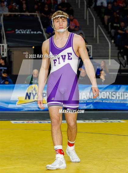 Thumbnail 1 in 2022 NYSPHSAA Wrestling Championships - Finals 132 lbs - 160 lbs photogallery.