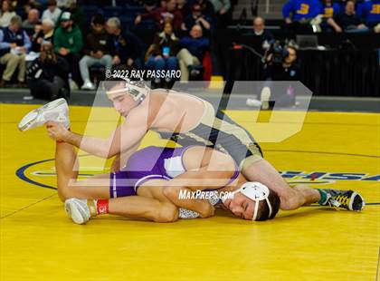 Thumbnail 1 in 2022 NYSPHSAA Wrestling Championships - Finals 132 lbs - 160 lbs photogallery.