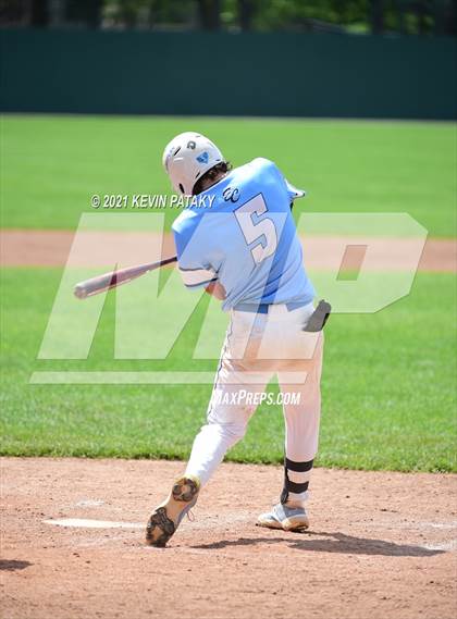 Thumbnail 1 in Waterford vs. East Catholic (CIAC Class M Semifinal) photogallery.