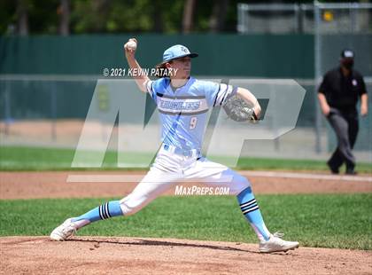 Thumbnail 1 in Waterford vs. East Catholic (CIAC Class M Semifinal) photogallery.