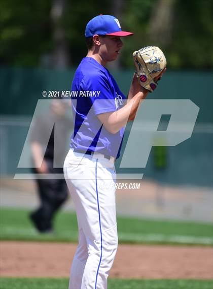 Thumbnail 3 in Waterford vs. East Catholic (CIAC Class M Semifinal) photogallery.