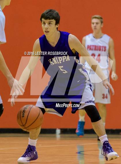 Thumbnail 2 in Knippa vs FEAST photogallery.