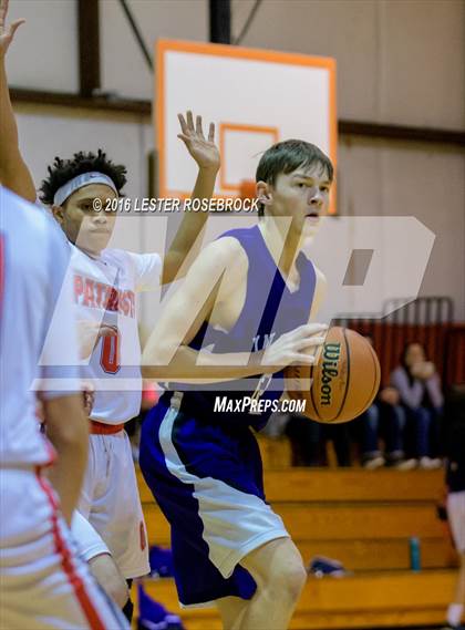 Thumbnail 2 in Knippa vs FEAST photogallery.