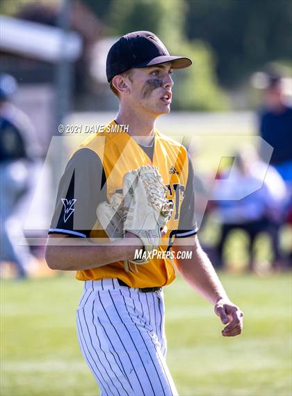 Thumbnail 1 in Sumner-Fredericksburg @ Wapsie Valley photogallery.