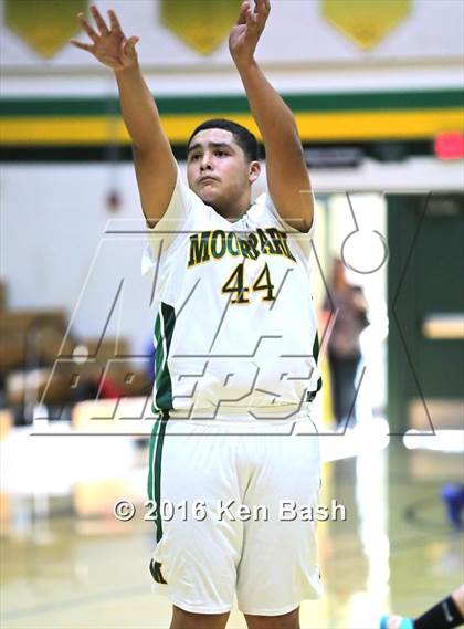 Thumbnail 1 in Camarillo @ Moorpark photogallery.