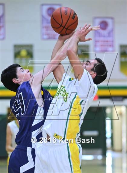 Thumbnail 3 in Camarillo @ Moorpark photogallery.