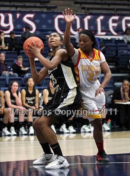 Thumbnail 1 in Archbishop Mitty vs. Berkeley (Miramonte Holiday Classic) photogallery.