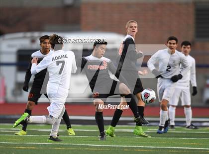 Thumbnail 2 in St. Patrick vs. Freeport (IHSA 2A Super-Sectional) photogallery.