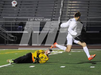 Thumbnail 3 in St. Patrick vs. Freeport (IHSA 2A Super-Sectional) photogallery.