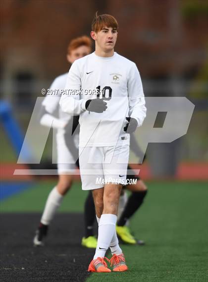 Thumbnail 2 in St. Patrick vs. Freeport (IHSA 2A Super-Sectional) photogallery.