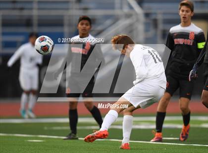 Thumbnail 2 in St. Patrick vs. Freeport (IHSA 2A Super-Sectional) photogallery.