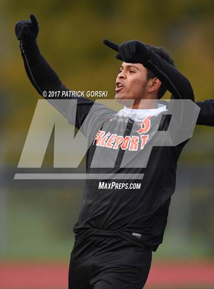 Thumbnail 1 in St. Patrick vs. Freeport (IHSA 2A Super-Sectional) photogallery.