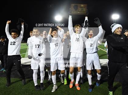 Thumbnail 1 in St. Patrick vs. Freeport (IHSA 2A Super-Sectional) photogallery.