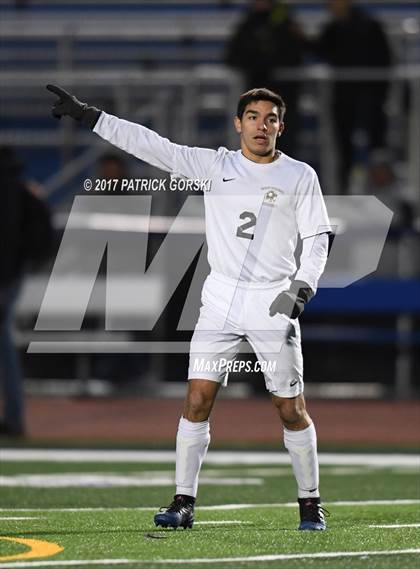 Thumbnail 3 in St. Patrick vs. Freeport (IHSA 2A Super-Sectional) photogallery.