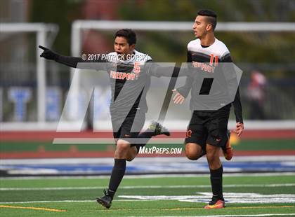 Thumbnail 2 in St. Patrick vs. Freeport (IHSA 2A Super-Sectional) photogallery.