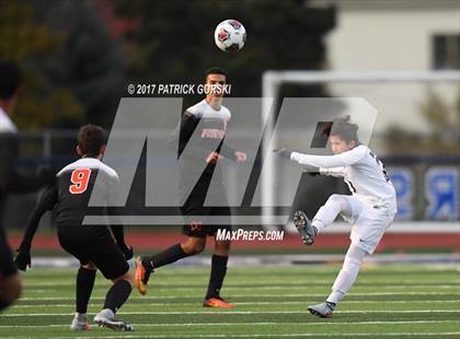 Thumbnail 3 in St. Patrick vs. Freeport (IHSA 2A Super-Sectional) photogallery.