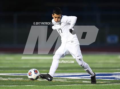 Thumbnail 3 in St. Patrick vs. Freeport (IHSA 2A Super-Sectional) photogallery.
