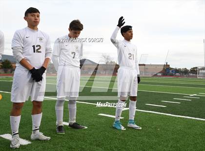 Thumbnail 2 in St. Patrick vs. Freeport (IHSA 2A Super-Sectional) photogallery.