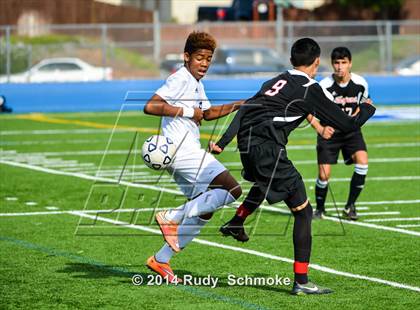 Thumbnail 3 in Castle Park vs. Bonita Vista photogallery.