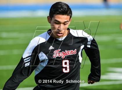 Thumbnail 1 in Castle Park vs. Bonita Vista photogallery.