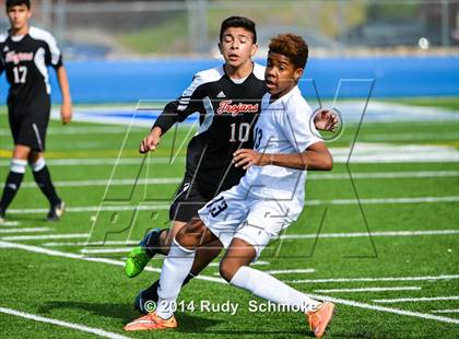 Thumbnail 1 in Castle Park vs. Bonita Vista photogallery.