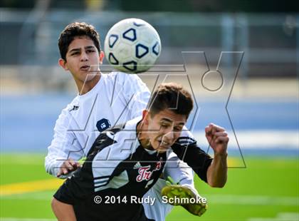 Thumbnail 3 in Castle Park vs. Bonita Vista photogallery.