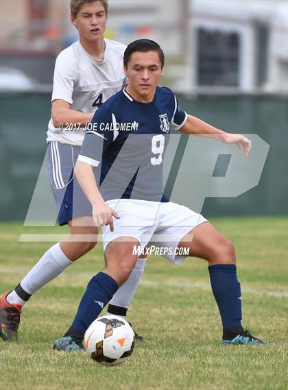 Thumbnail 2 in Roosevelt [Theodore] vs Central Catholic (NEISD Tournament) photogallery.