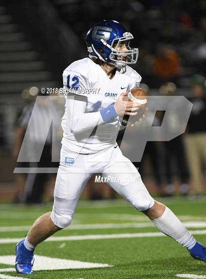 Thumbnail 1 in Grant @ Jesuit (OSAA 6A 1st Round) photogallery.