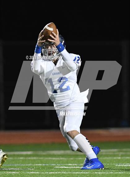 Thumbnail 3 in Grant @ Jesuit (OSAA 6A 1st Round) photogallery.