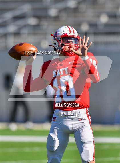 Thumbnail 2 in Clear Falls vs Katy (UIL 6A-D2 Quarterfinal Playoff) photogallery.
