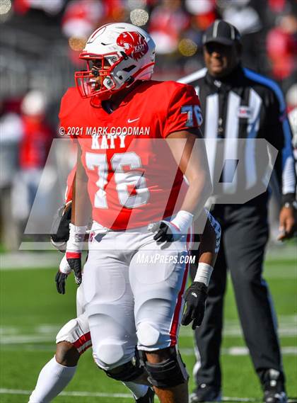 Thumbnail 1 in Clear Falls vs Katy (UIL 6A-D2 Quarterfinal Playoff) photogallery.