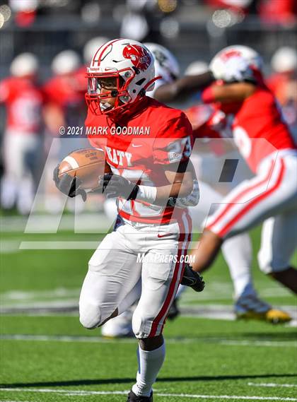 Thumbnail 3 in Clear Falls vs Katy (UIL 6A-D2 Quarterfinal Playoff) photogallery.