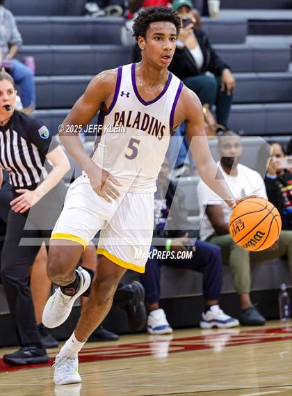 Thumbnail 2 in Pines Charter vs South Plantation (Sunshine State Preseason Classic) photogallery.