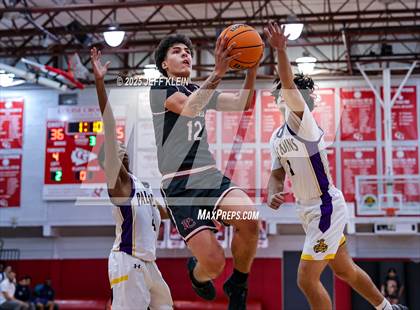 Thumbnail 2 in Pines Charter vs South Plantation (Sunshine State Preseason Classic) photogallery.