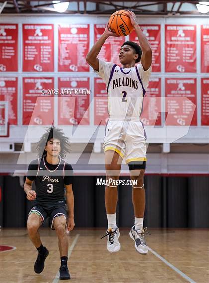 Thumbnail 1 in Pines Charter vs South Plantation (Sunshine State Preseason Classic) photogallery.