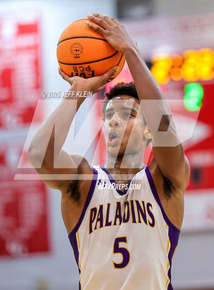 Thumbnail 3 in Pines Charter vs South Plantation (Sunshine State Preseason Classic) photogallery.