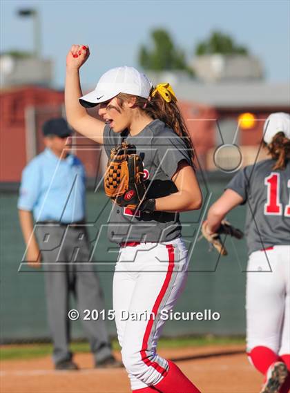 Thumbnail 3 in Ironwood Ridge vs. Tucson High Magnet School photogallery.