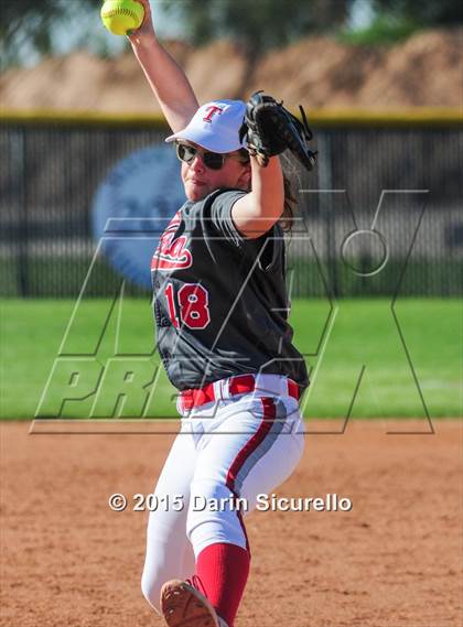 Thumbnail 3 in Ironwood Ridge vs. Tucson High Magnet School photogallery.
