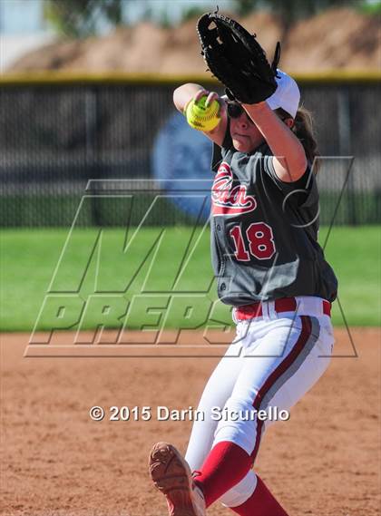 Thumbnail 3 in Ironwood Ridge vs. Tucson High Magnet School photogallery.