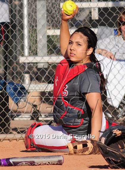 Thumbnail 2 in Ironwood Ridge vs. Tucson High Magnet School photogallery.