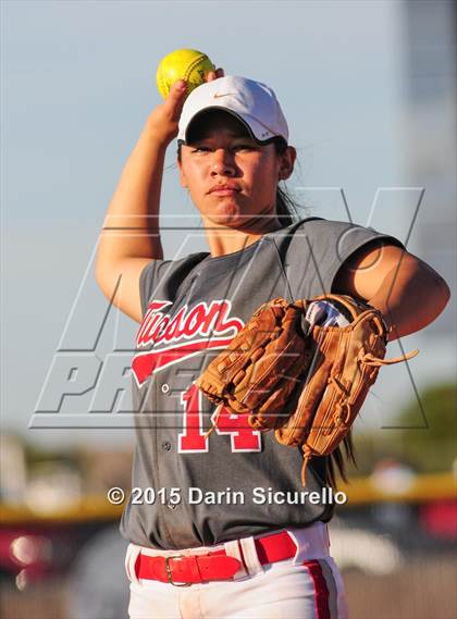 Thumbnail 3 in Ironwood Ridge vs. Tucson High Magnet School photogallery.